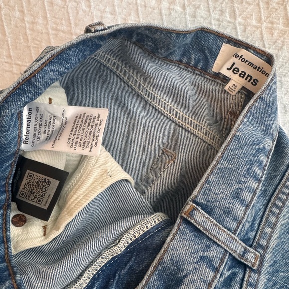 NWT Reformation Cary High Rise Slouchy Wide Leg Cropped Jean - Picture 6 of 6